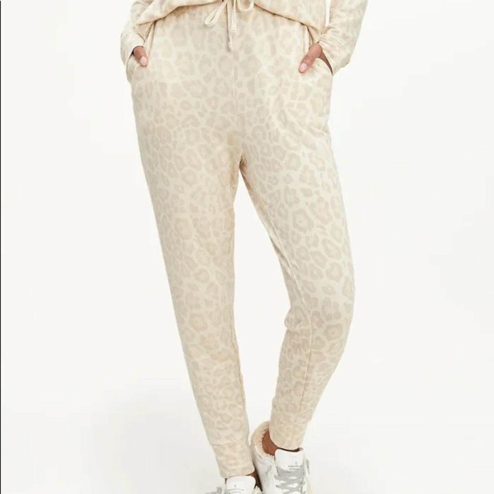 Splendid | Supersoft Canyon Leopard Jogger